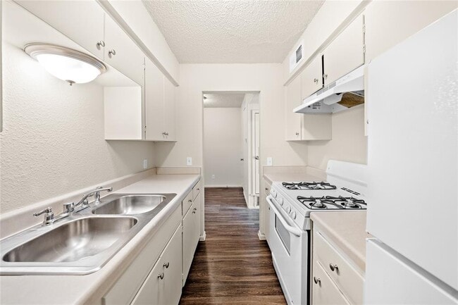 Photo - 2314 Greenfield Pkwy Apartamento Unidad 207