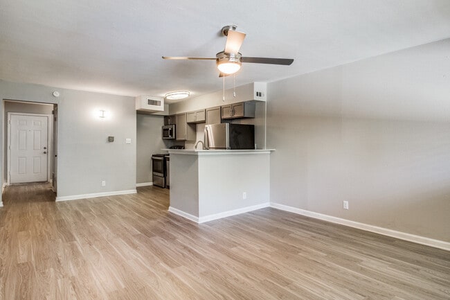 Photo - Gaston Commons