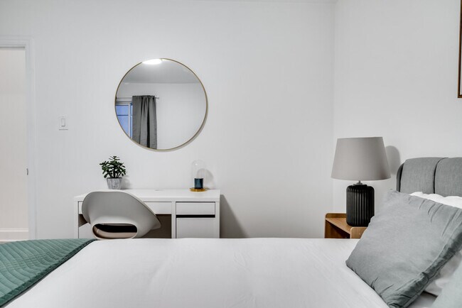 Photo - 211 Ivy Crescent Unit SI ID1537670P