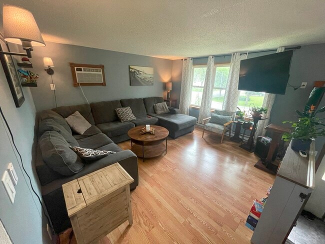 Building Photo - 2923 Heatherwood Cir S Rental
