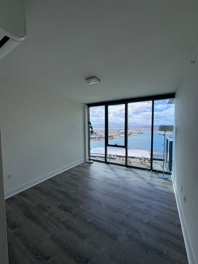 Photo - Luxury Fully Furnished Condo at The Collection – Live in the Heart of Kakaako!