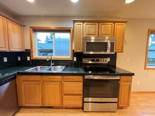 Photo - Brentwood Park Home - 3 Bedrooms, 2 baths 1,506 sq. ft.