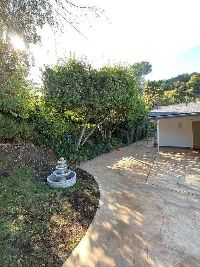 Photo - 4 Rent now at Calvena Drive