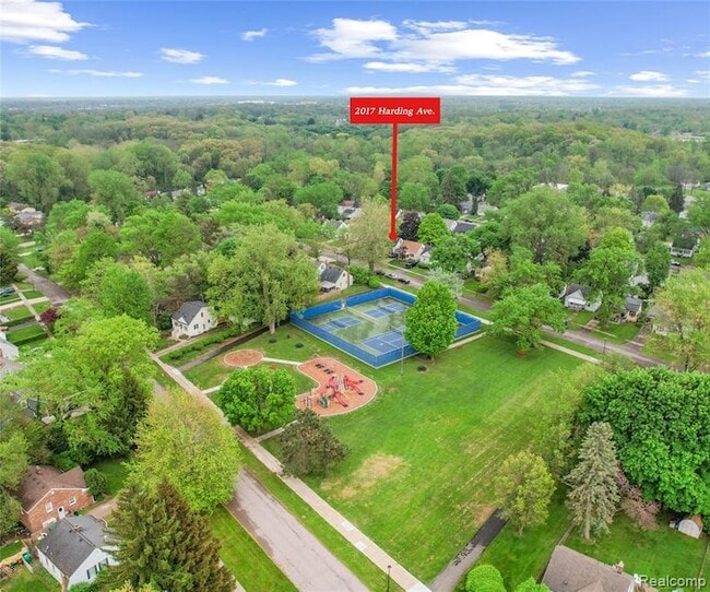 Photo - 2017 Harding Ave