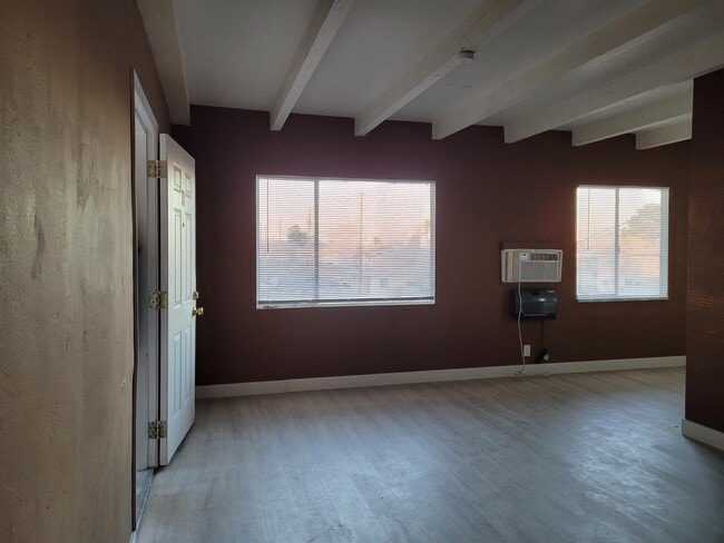 Photo - 411 S 11th St