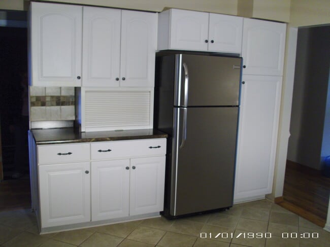 Cocina - ignorar la fecha de la foto - 4766 Maize Road