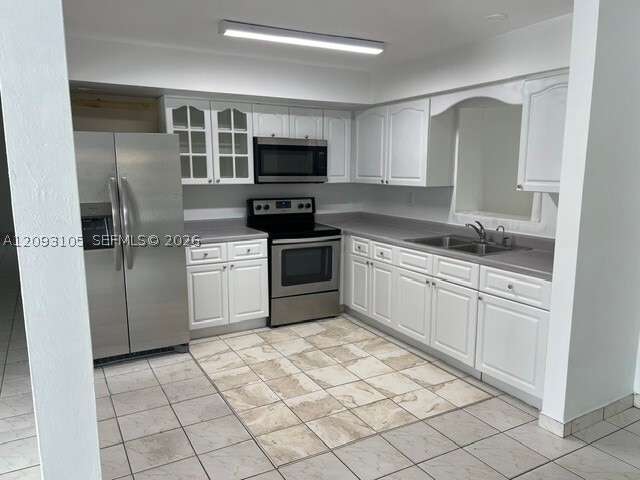 1546 W 77th St
