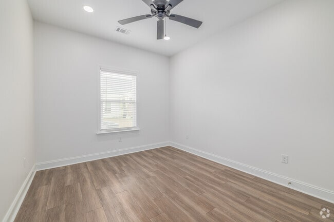 3BR, 2BA - 2nd Bedroom