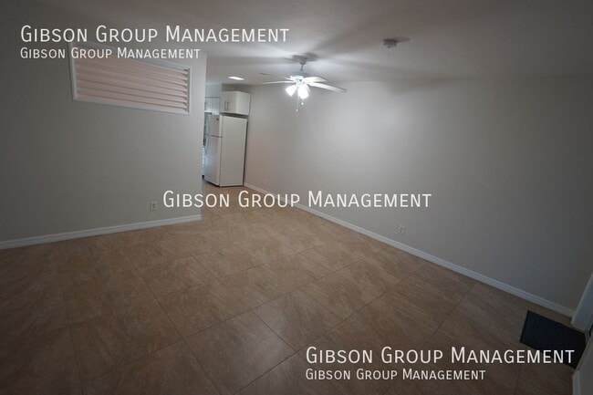 Photo - 631 NE 17th Way Unit 2