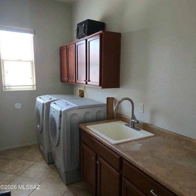 Photo - 9927 E Karst Pl