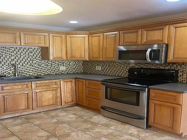 310 Brook Village Rd Unit 18