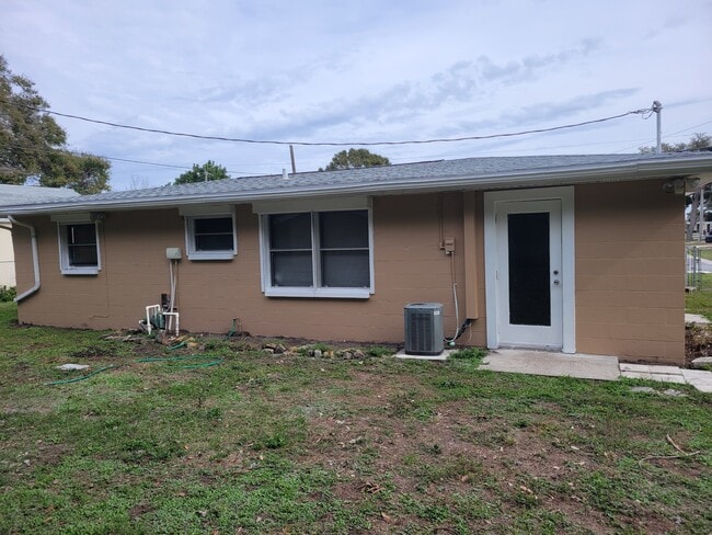 Photo - 11172 104th St