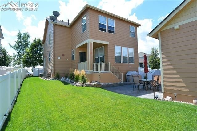 Photo - 2202 Hanham Dr