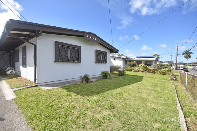 Photo - Kaneohe Charm -- 3 bed 1.5 bath SFH -- $3500/mo