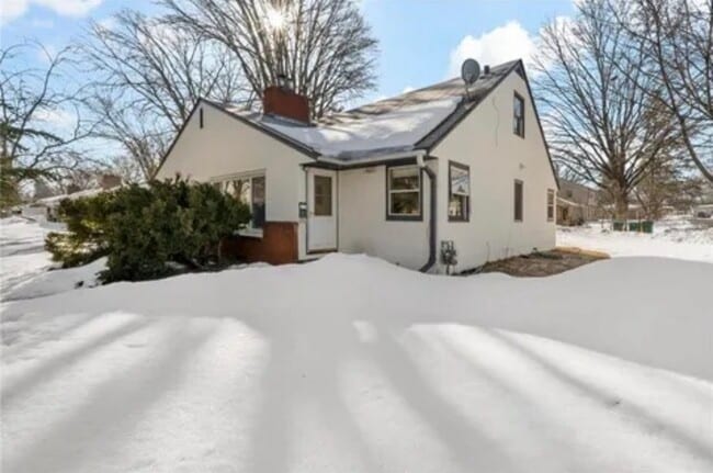 Photo - 5427 45th Ave N