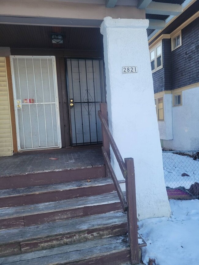 Building Photo - 2819N49thM Unit 2821