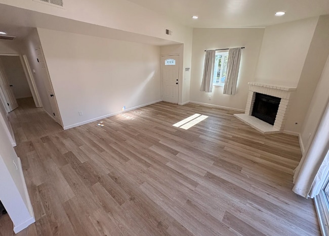 Photo - 1600 N Goddard St