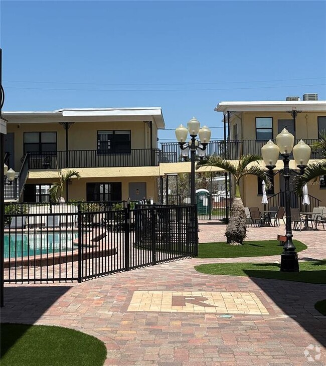 Building Photo - 16333 Gulf Blvd Unit 209 Rental