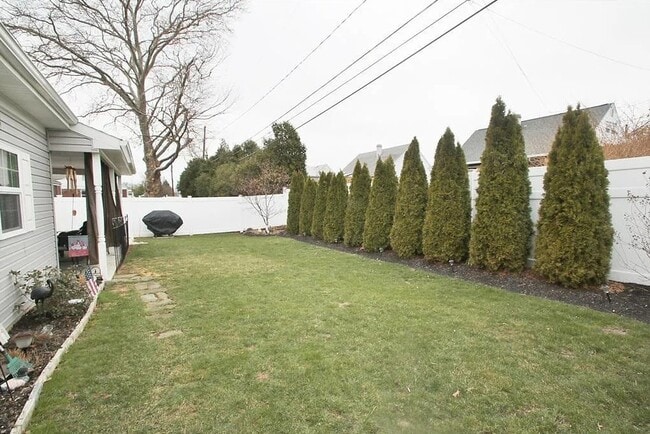 Photo - 1912 Fairland Ave