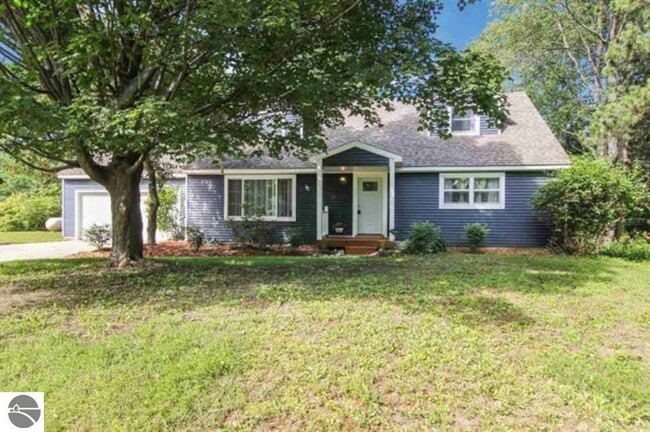 Building Photo - 4019 Williamsburg Rd