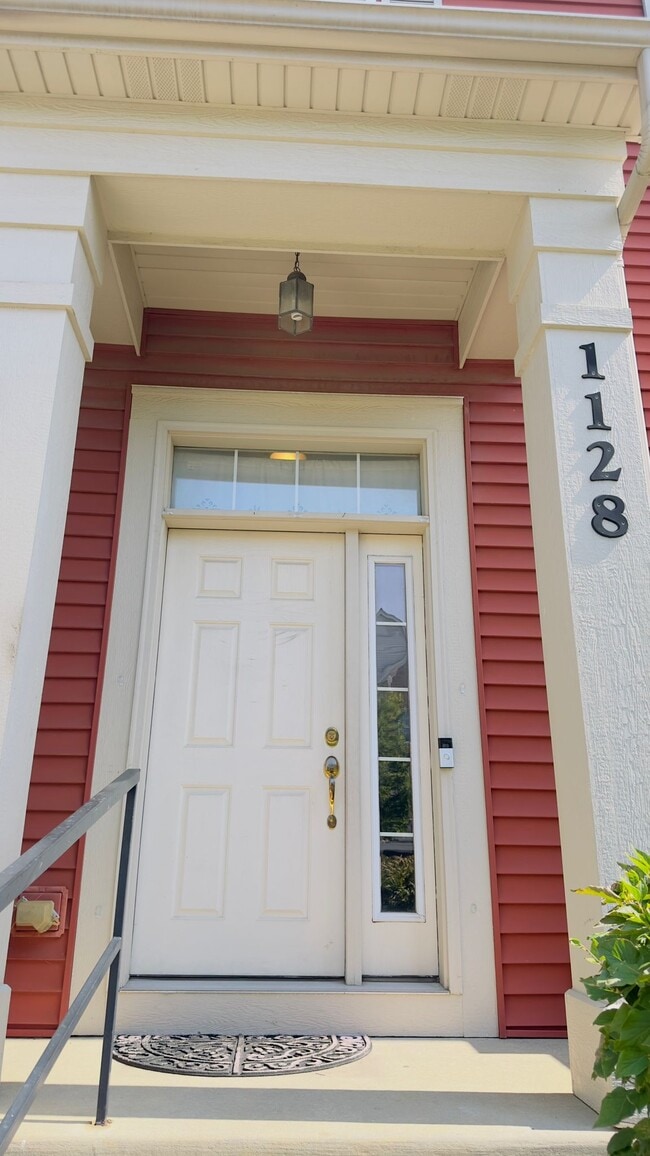 Building Photo - 1128 Bartholdi Ct Rental