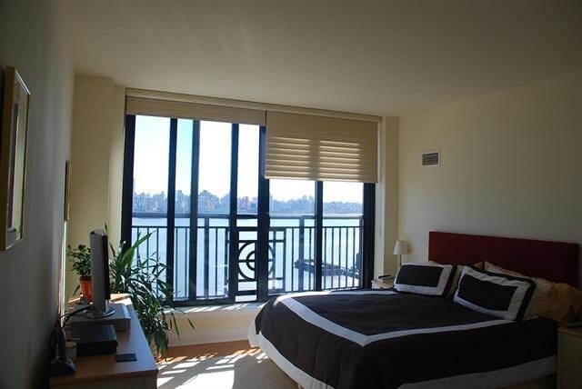 1025 Maxwell Ln Unit 1000