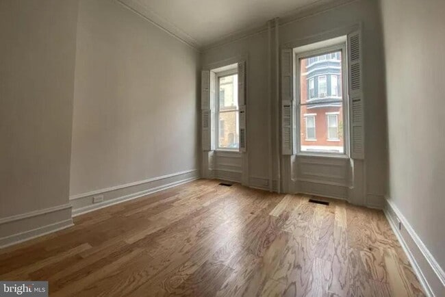 Photo - 1714 Mt Vernon St