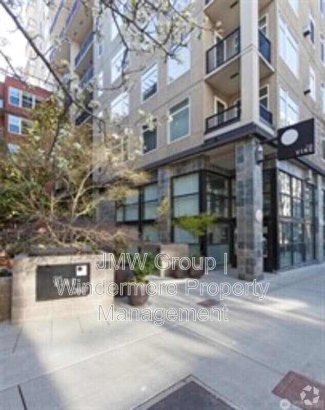 Building Photo - 2607 Western Ave Unit 1003 Rental
