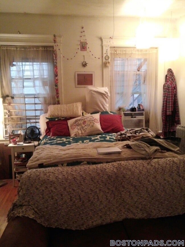 Photo - 1334 Commonwealth Ave Unit 4