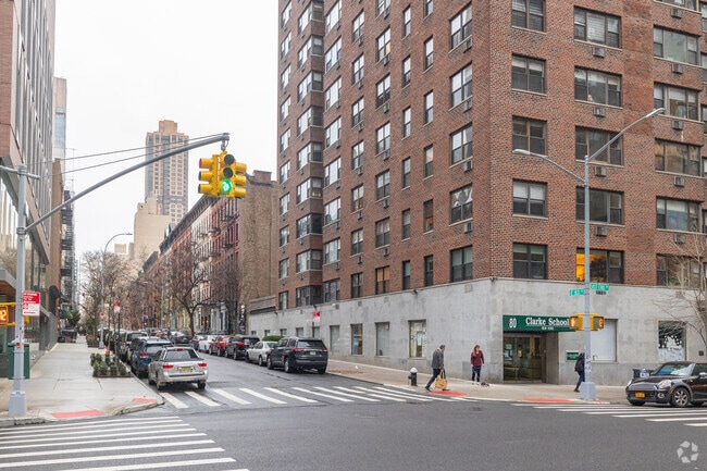 Photo - 80 E East End Ave