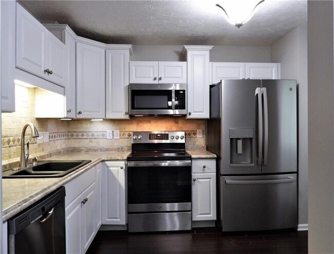Photo - 2630 Birchwood Ln