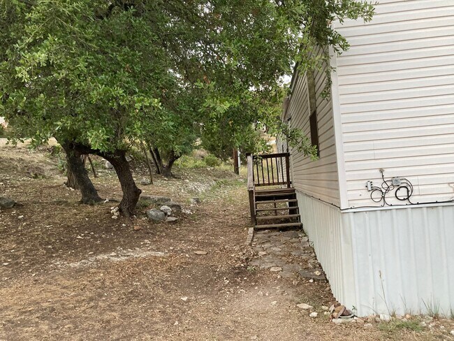 Photo - 385 Duck Mountain Ln