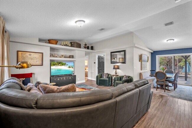 Photo - 18143 42nd Rd N