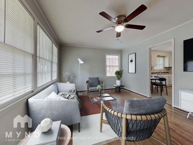 Photo - 1828 Brownstone St