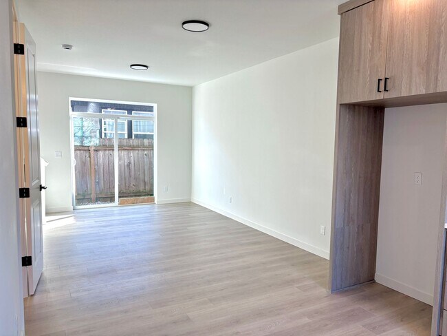 Photo - St. Johns Townhouse - Modern, Spacious, New Construction 2 Bedroom with A/C, Washer/Dryer, and Pr...