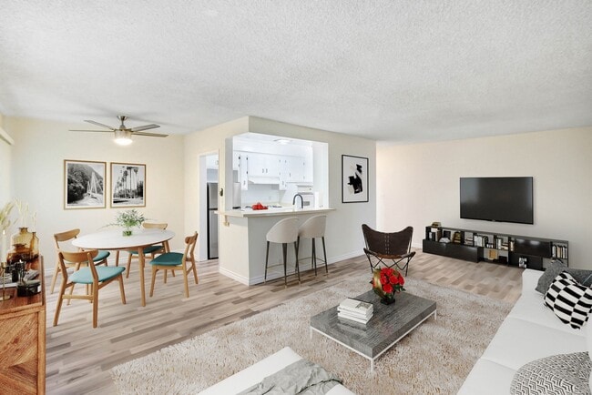 Photo - Dickens Apartments