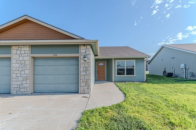 Duplex in Prairie Lakes - Duplex in Prairie Lakes House