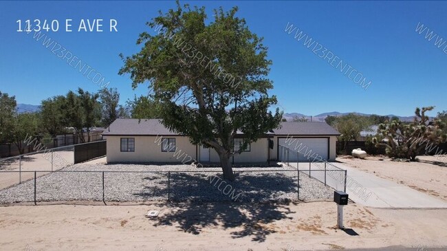 Photo - 11340 E Avenue R House
