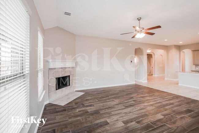 Photo - 304 Stefani Dr