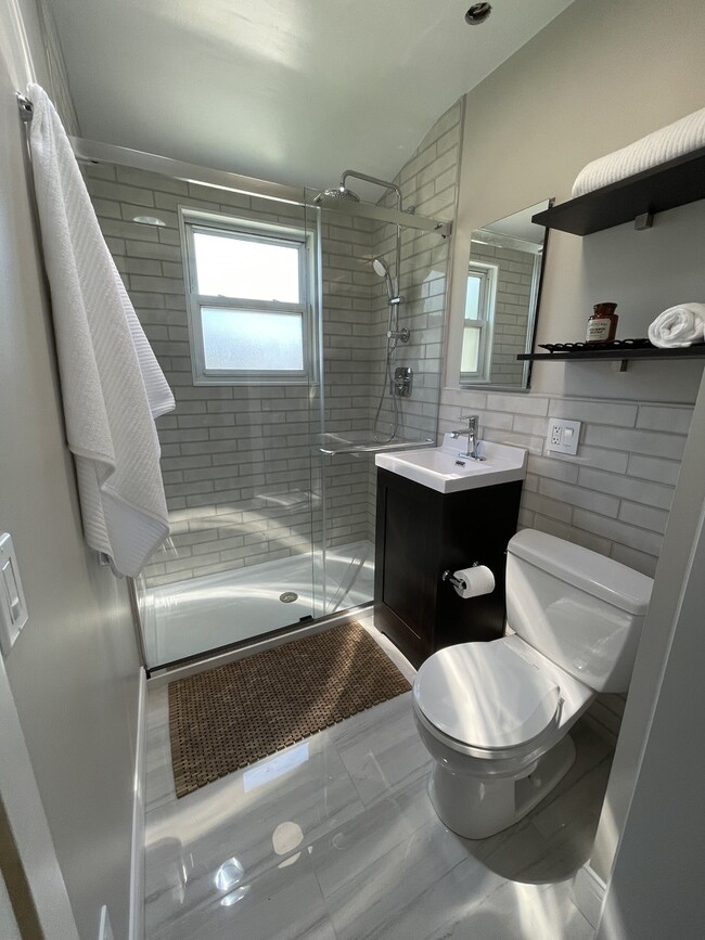 Photo - 325 Columbia Ave