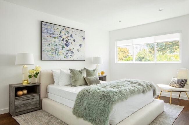 Diseño de interior 2 - 1267 N Laurel Ave