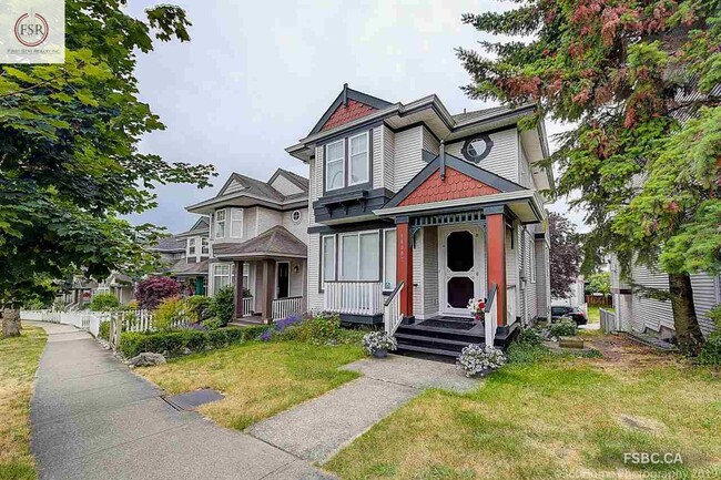 Building Photo - 14902 57 Av
