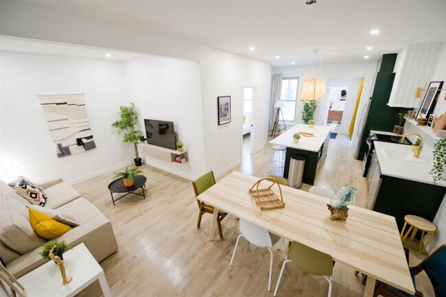 Photo - 2390 Rue Frontenac Unit ID1061575P