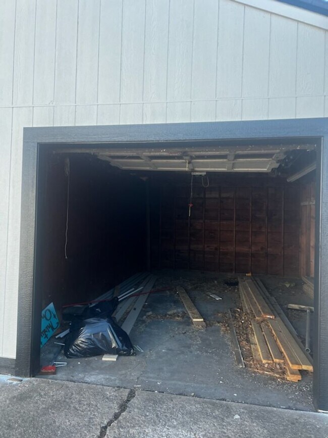 Photo - Newly Renovated 3 Bedroom House.