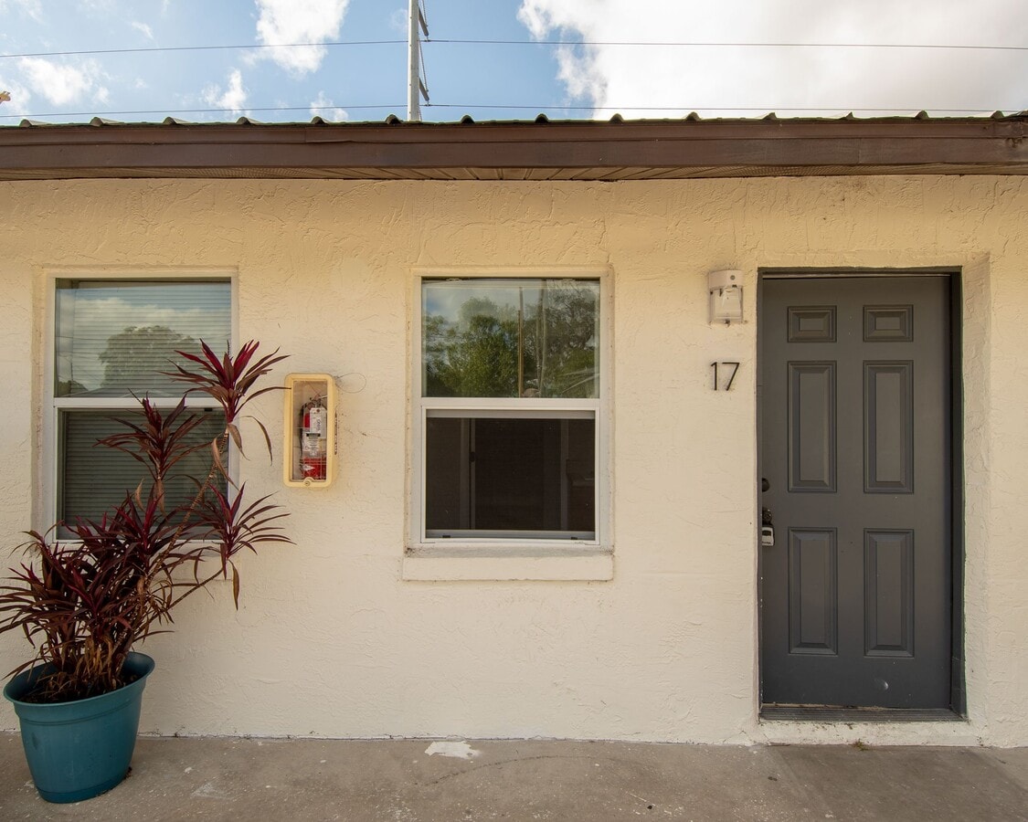 Photo - 918 S Verona Ave Unit 11