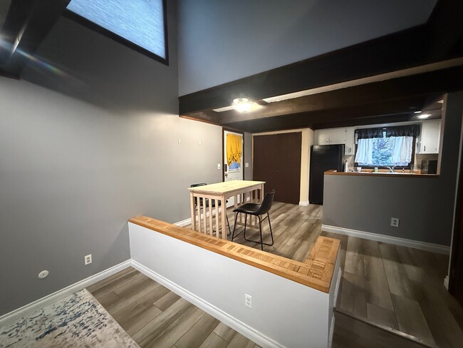 Photo - 2521 2nd Ave S