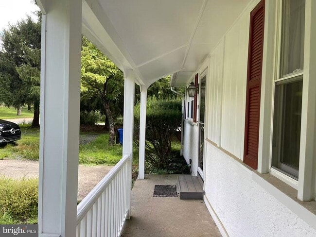 Photo - 1019 Howellville Rd