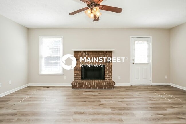 3 Bedroom Pet-Friendly Home in MURFREESBORO, TN with Main Street Renewal