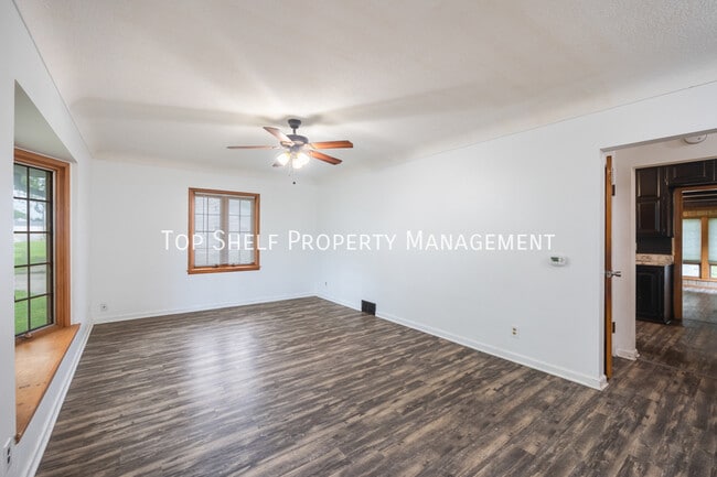 Photo - 3609 56th St