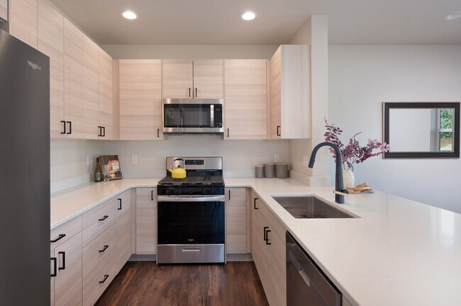Photo - 2962 W Babcock St Townhome